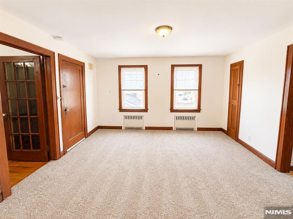 345 4th Street