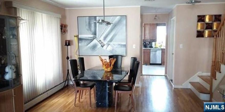 WELCOME TO THIS BEAUTIFUL AND VERY SPACIOUS DUPLEX TOWNHOUSE, CUSTOM MADE EUROPEAN DESIGN, LG EIK WITH BIG PANTRY AND SLIDERS THAT LEAD TO PRIVATE TERRACE WITH A GRILL YOU CAN ENJOY THAT MILLION DOLLAR SUNSET VIEW , THAT SURROUNDED WITH TREES AND PRIVACY. MBR WITH SKYLIGHT, WALK IN CLOSETS, HARDWOOD FLOORS, LOCATED IN VERY DESIRABLE AREA, CLOSE TO NEW YORK TRANSPORTATION, SCHOOL AND SHOPPING.
