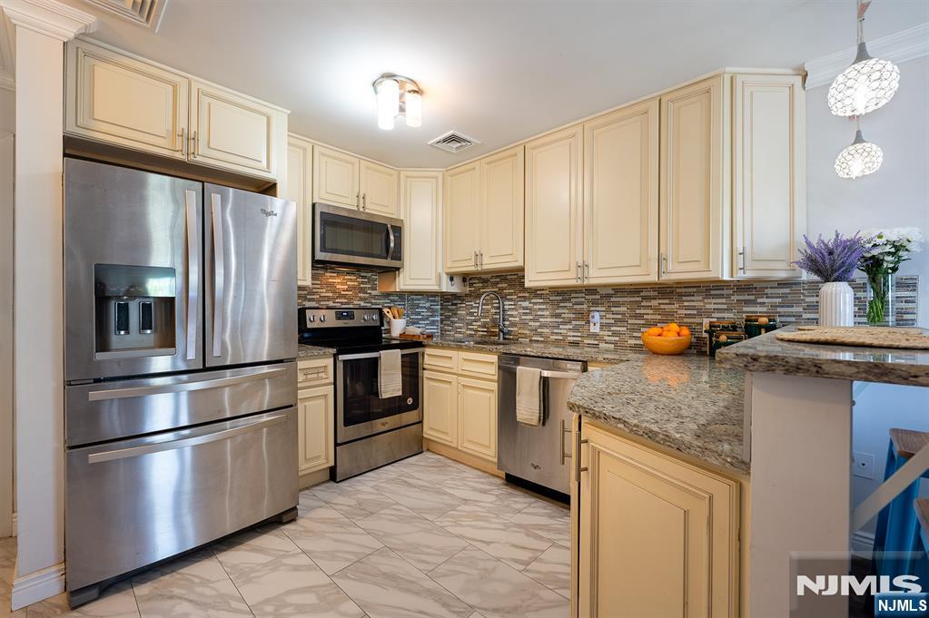 75 Union Street 5B