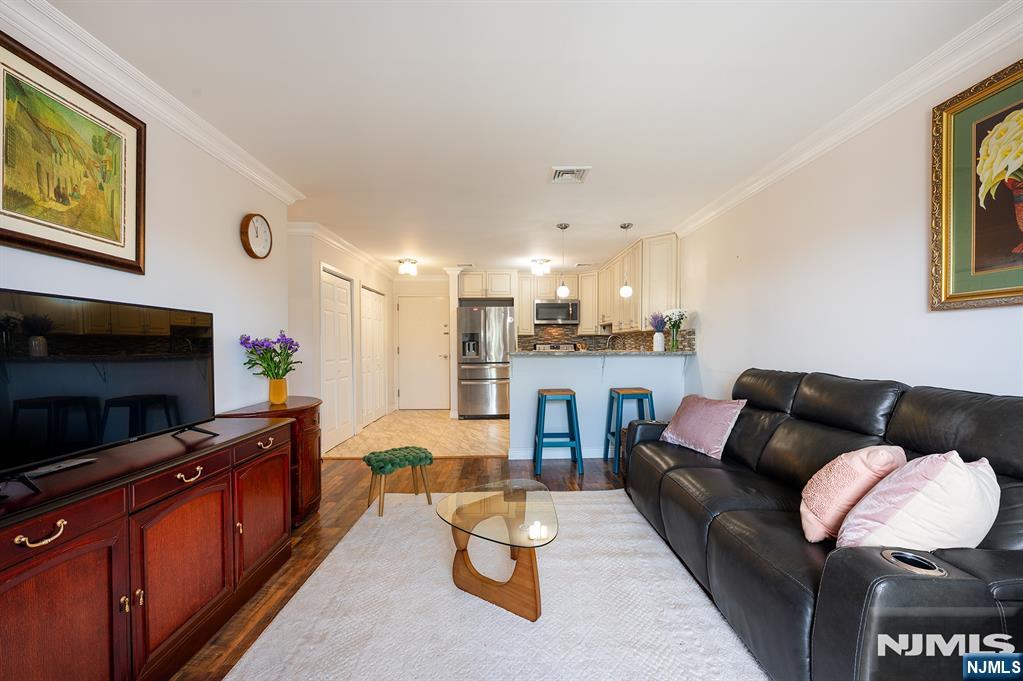 75 Union Street 5B