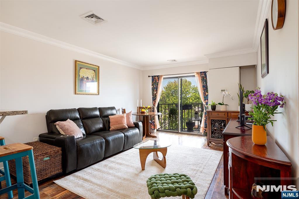 75 Union Street 5B