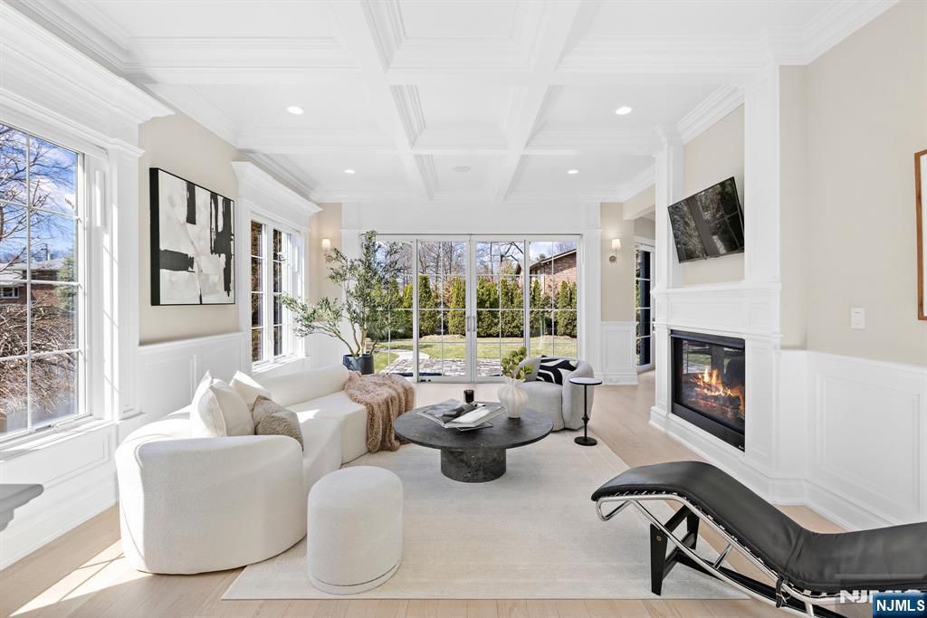 Photo of 111 Demarest Avenue, Englewood Cliffs, NJ 07632 (MLS # 26009519)