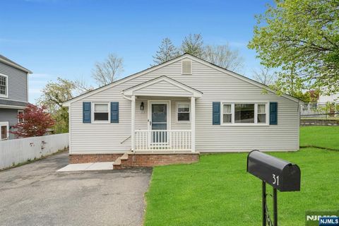 Photo of 31 Roome Street, Lincoln Park Borough, NJ 07035 (MLS # 26015372)