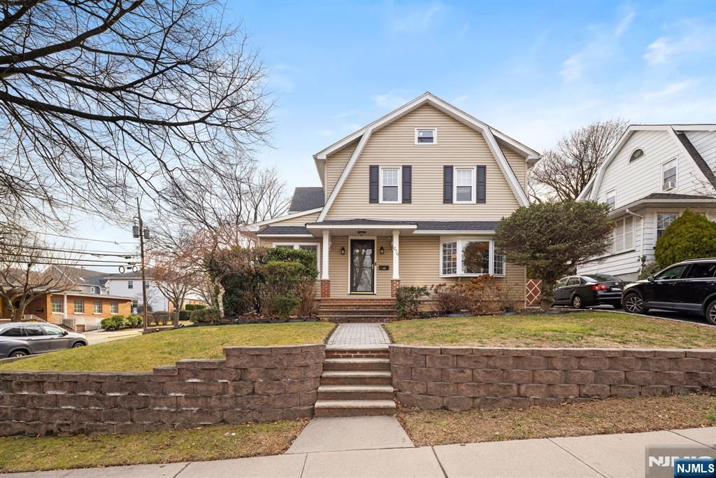 Photo of 270 Hamilton Avenue, Hasbrouck Heights, NJ 07604 (MLS # 26001737)