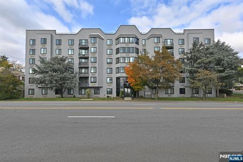 115 Polifly Road 4F Hackensack NJ 07601