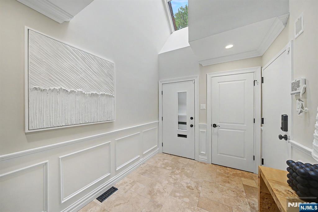 Homes for Sale in Northern NJ | ThisIsRiverEdge.com 3 Daniel Drive