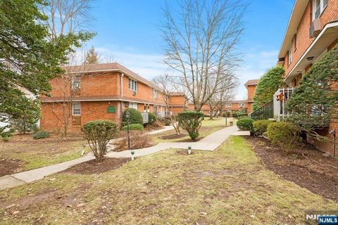 39 Harrison 8 Montclair NJ 07042