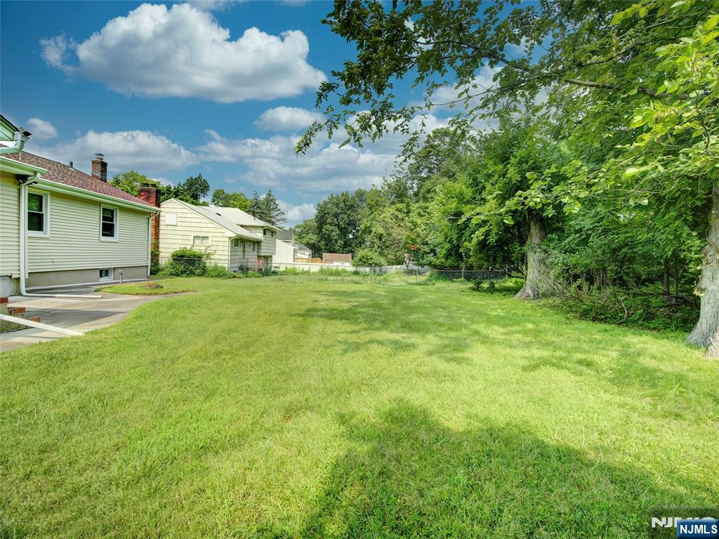 25 Woodland Avenue