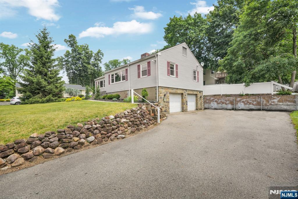 48 Lake Drive
