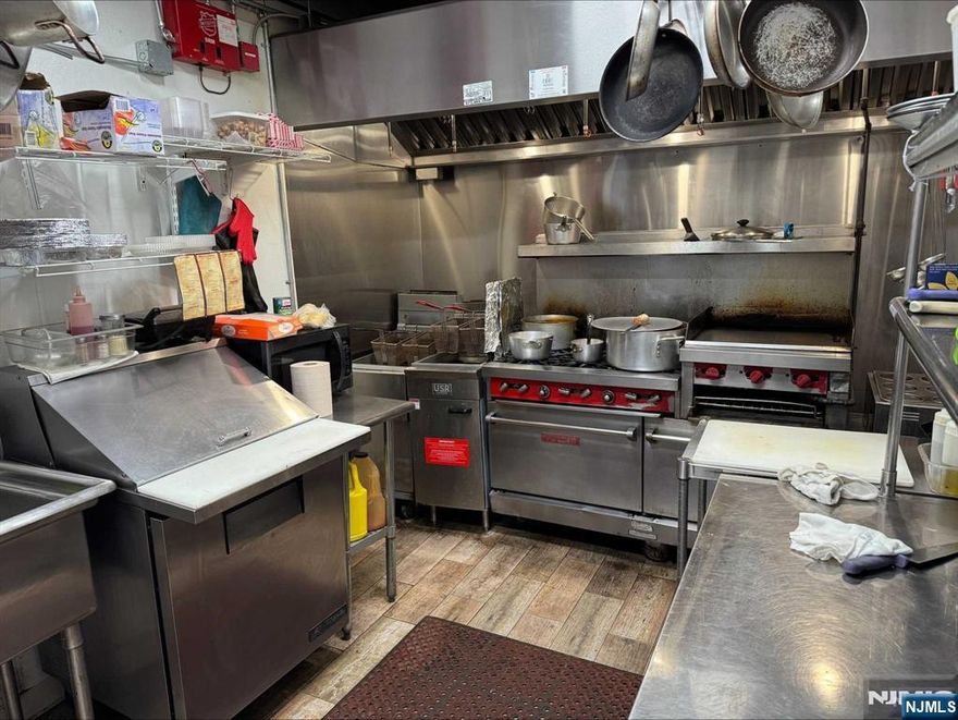 Opportunity to own a turnkey pizzeria business with tremendous upside. Open for 4 years, this business has a stable sales base with room for growth by expanding delivery schedule and app exposure. Numerous new residential rentals in the area provide a new customer base to tap into. Sale includes business and all FF&E (all owned). Space includes basement for storage and food prep. In addition to takeout, there are 18 dine-in seats with the possibility of adding outdoor seating as well