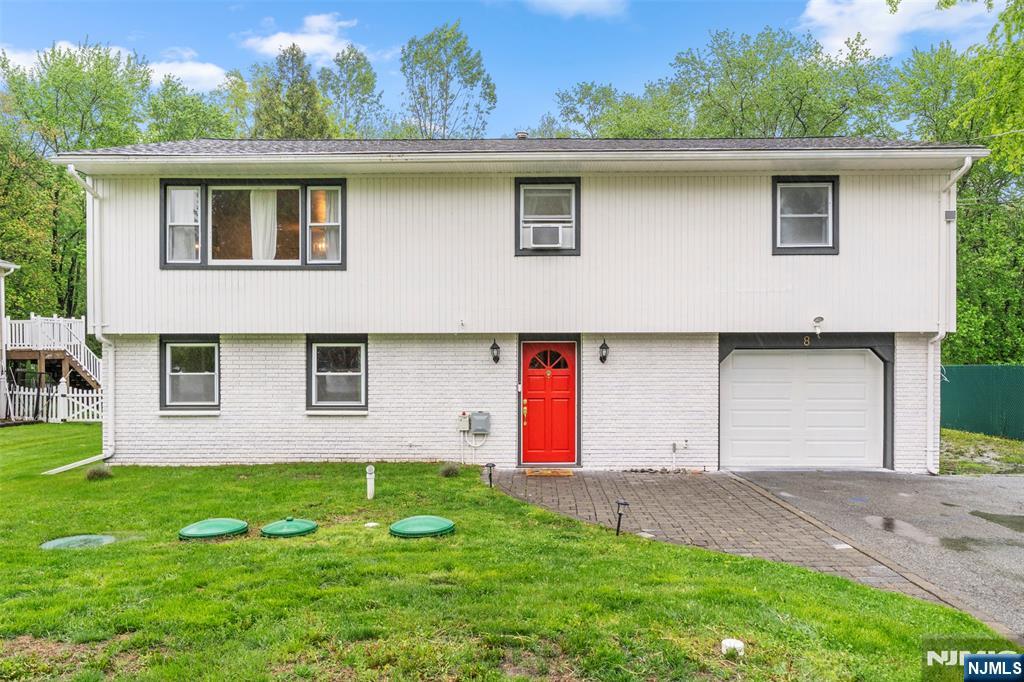 Property for Sale at 8 Glencross Road, West Milford, New Jersey - Bedrooms: 4 
Bathrooms: 2 
Rooms: 8  - $525,000