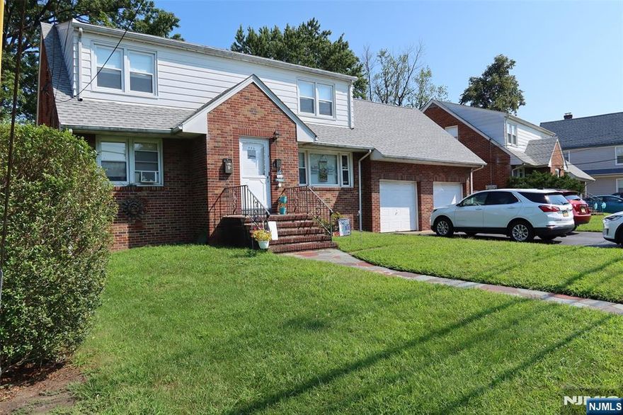 2 Bedroom, 1 Bath Top Floor, Light & Bright. Unit offers large eat-in kitchen, New Kitchen Cabinets and appliances, extra-large living room, 2 large bedrooms, and a full bathroom with new vanity. There is laundry in the basement with separate washer and dryer, and heat & hot water are included. Utilities are separate. The location has parking for 2 cars, a large, park-like backyard, and it is steps away from Saddle River County Park. There is also a bus to NYC that stops in front, which makes this the commuter's dream! No smoking, no pets, credit check, income verification, and interview required.