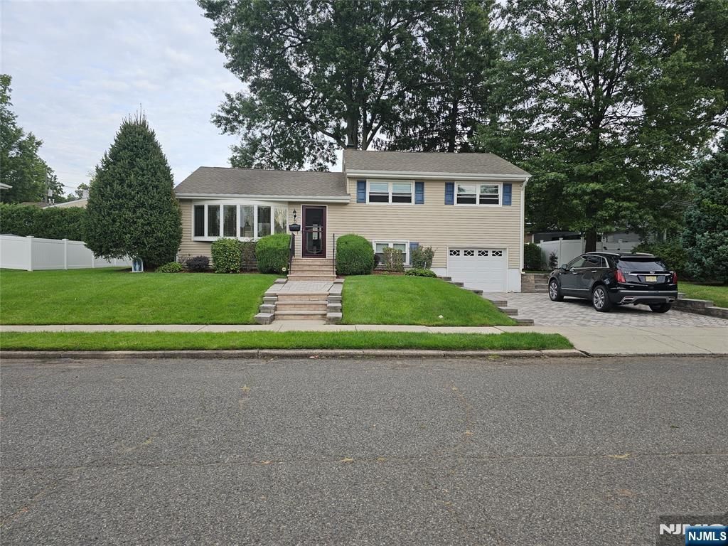 Photo of 15 Pleasant Street, Dumont, NJ 07628 (MLS # 26005309)