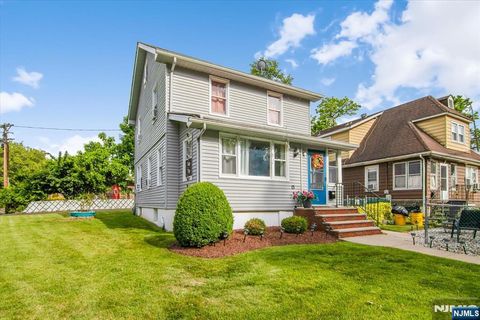 Photo of 13 Elm Drive, Cedar Grove, NJ 07009 (MLS # 26020736)