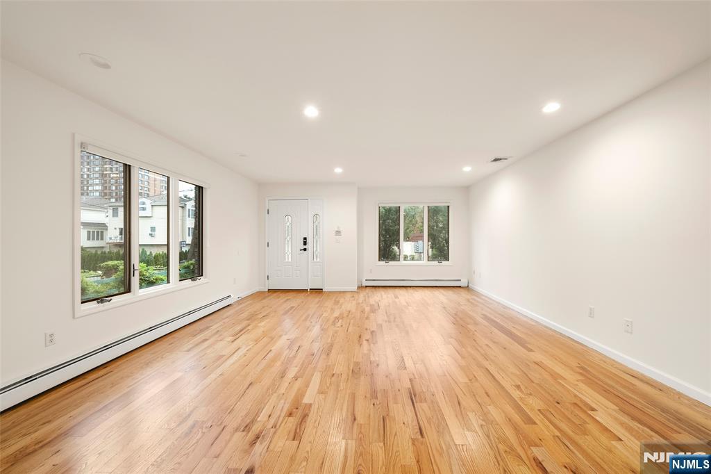 157 English Street