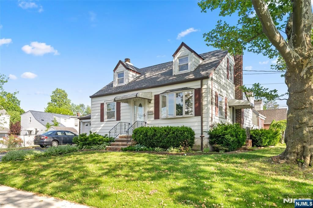 Photo of 3206 Rosalie Street, Fair Lawn, NJ 07410 (MLS # 26019672)
