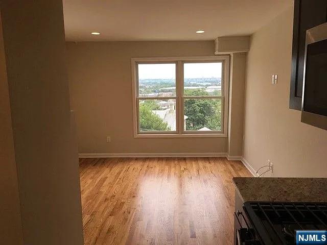 403 Hackensack 3rd Floor