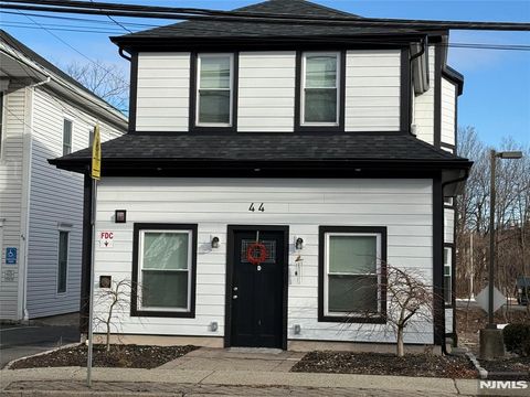 44 N Central Avenue Ramsey NJ 07446