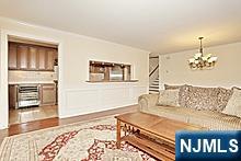 12 Danbury Court 12A