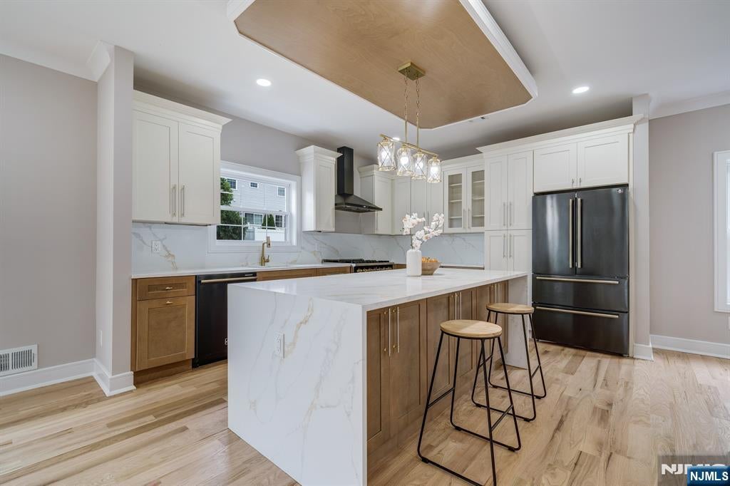 55 Long Hill Drive