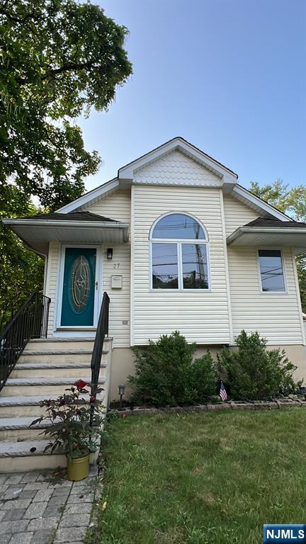 Photo of 27 Glendale DR, Hillsdale, NJ 07642 (MLS # 26029778)