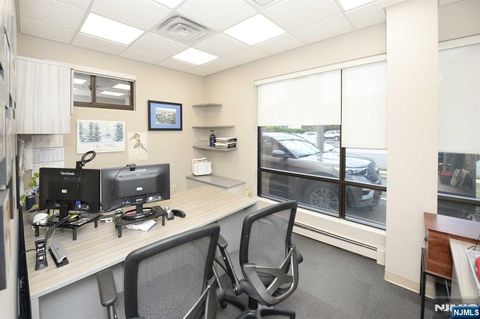 20-00 Fair Lawn Avenue Fair Lawn NJ 07410