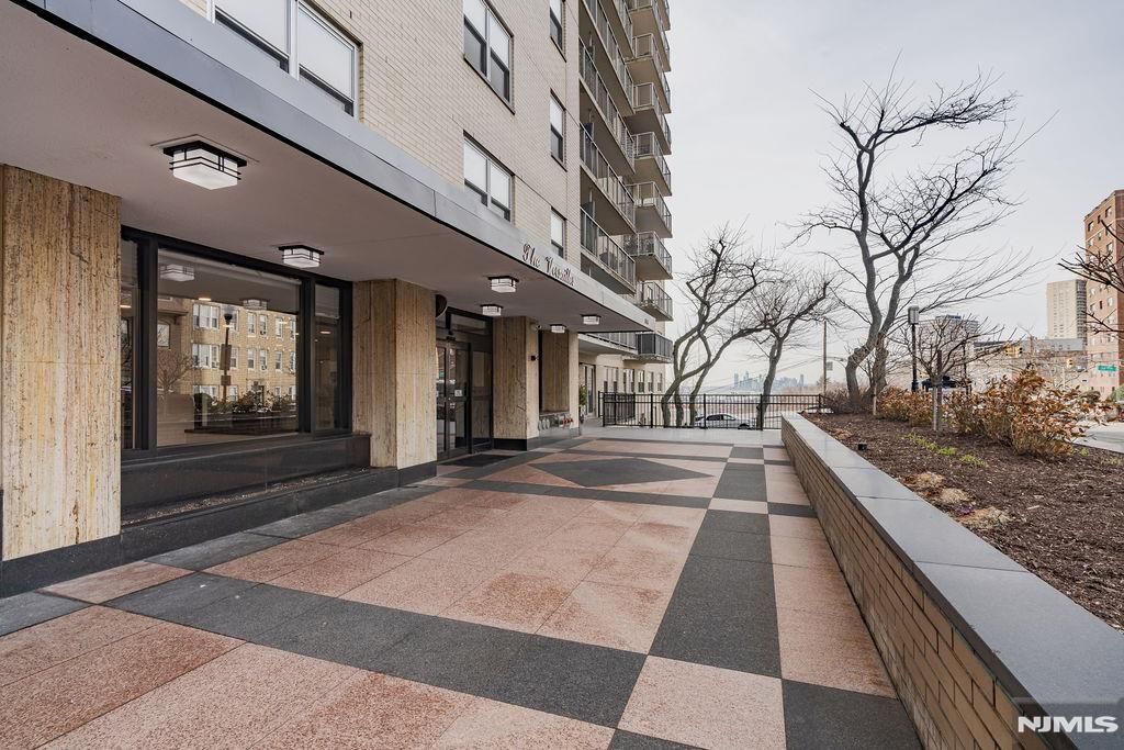 Photo of 6600 JFK Blvd E #10K, West New York, NJ 07093 (MLS # 26009111)