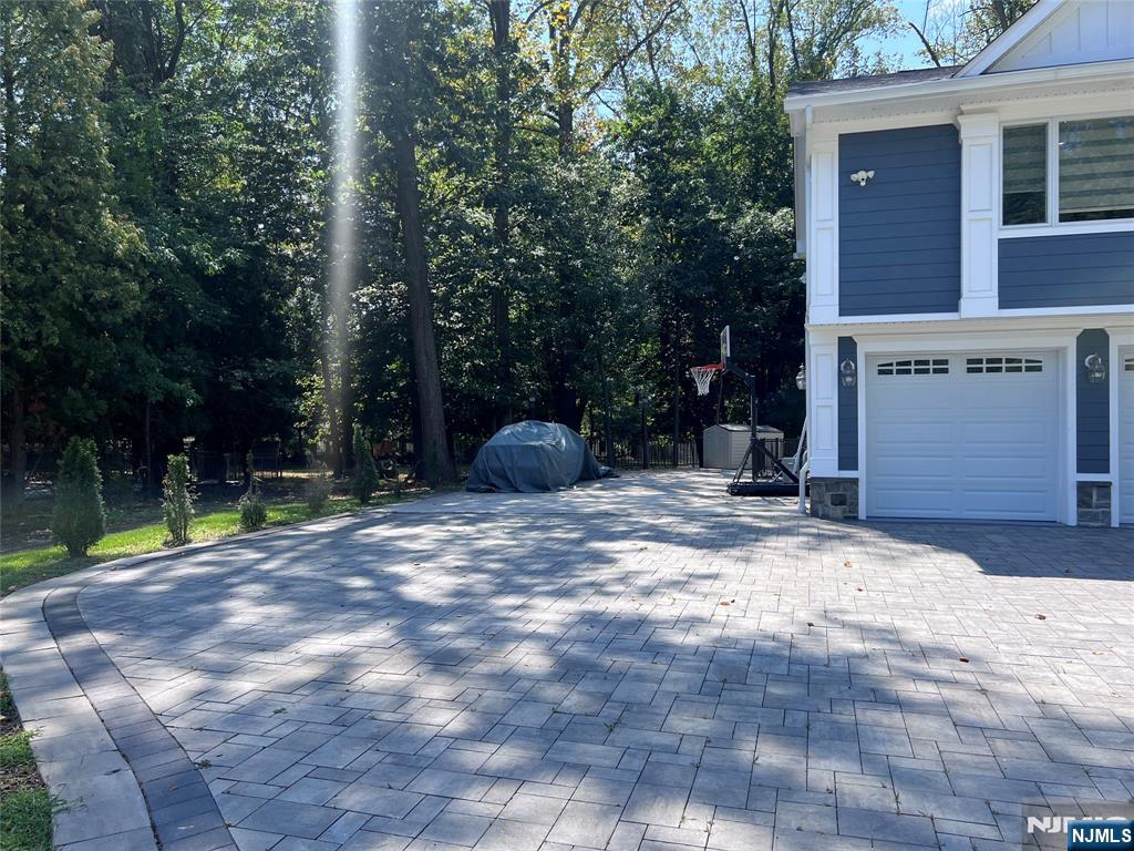 25 Biscayne Drive