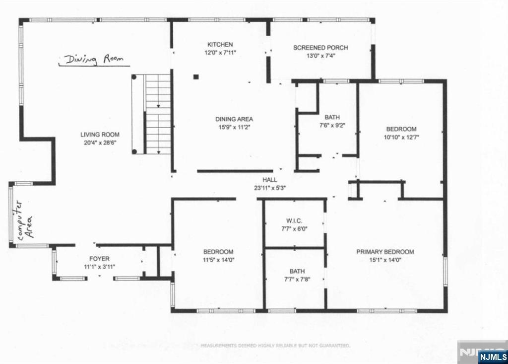 Main image without alt text