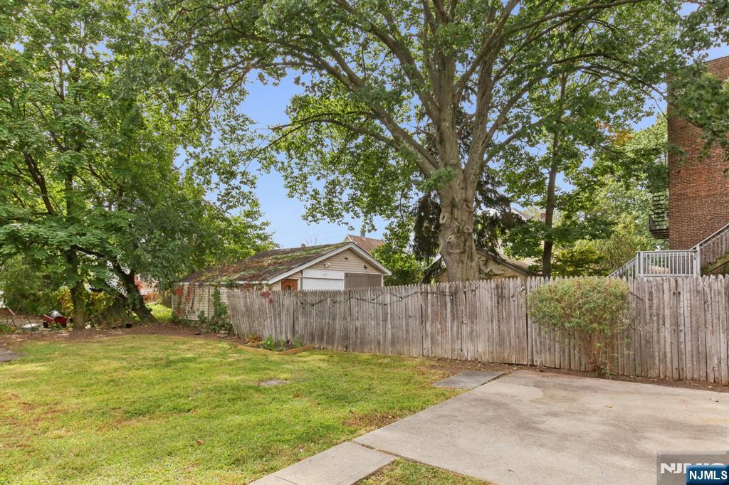 200 Montgomery Street