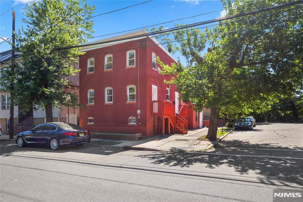 Photo of 98 Devine Street, Newark, NJ 07106 (MLS # 26021790)