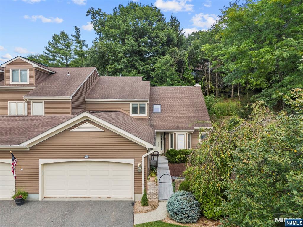 239 Westervelt Lane