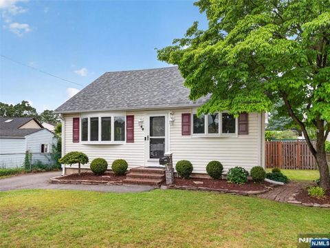 Photo of 246 Hickory Street, Twp of Washington, NJ 07676 (MLS # 26016714)