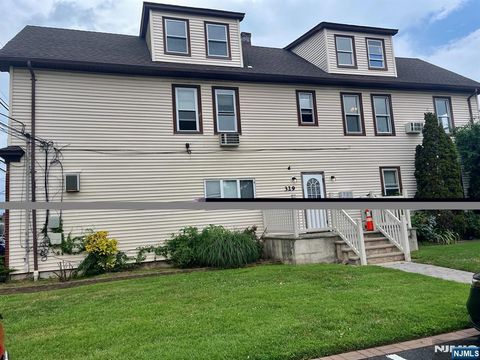 Photo of 329 President ST #2R, Saddle Brook, NJ 07663 (MLS # 26026085)