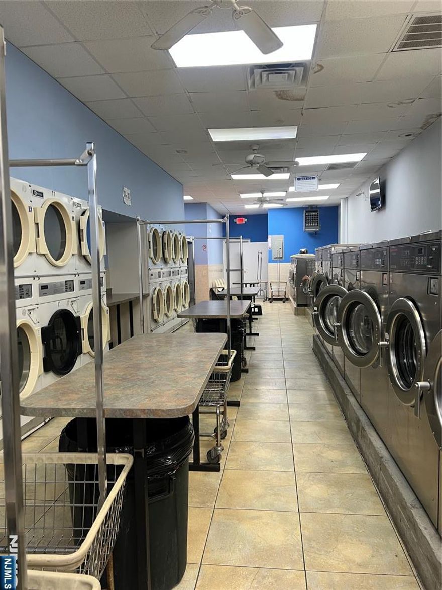Looking for a profitable, hassle free business? This established laundromat is ready for a new owner & offers a prime location in a busy strip mall with the DMV & a Gym. With 26 washing machines & 22 dryers, this laundromat has the capacity to serve a high volume of customers, making it an ideal choice for anyone looking to enter the laundry business or expand their portfolio. Key features: Turnkey business: Fully operational with all equipment in place, ready to generate income. Newer Hot Water Heater: Recently installed ensuring efficient service for years to come. Ample Parking: Convenient parking for customers, making it easy for them to pop in & out. High Visibility: The strip mall is a well-trafficked area, with the DMV & Gym steps away. With a little TLC there is plenty of potential for growth . This laundromat could be an excellent investment for anyone looking to step into a low maintenance, cash flowing business. Don't miss out on what could be a great opportunity.