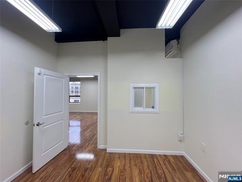 Photo of 400 38th Street #403, Union City, NJ 07087 (MLS # 26025427)