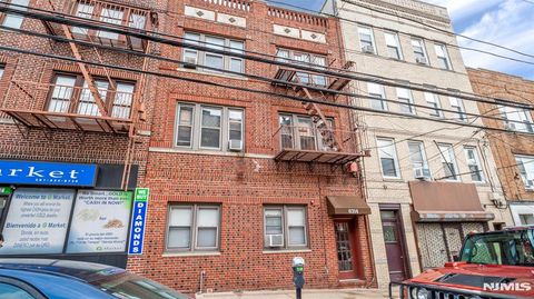 Photo of 6314 Park Ave #5, West New York, NJ 07093 (MLS # 26009324)