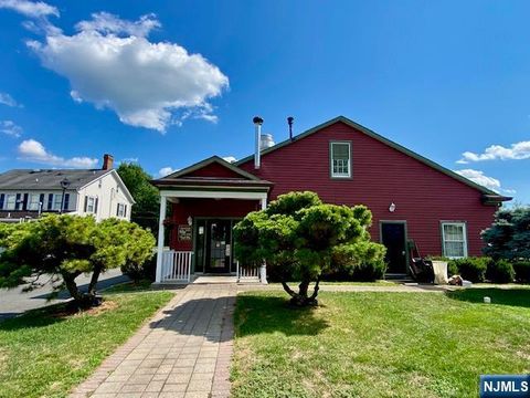 2085 Burnt Hill Bedminster NJ 07921