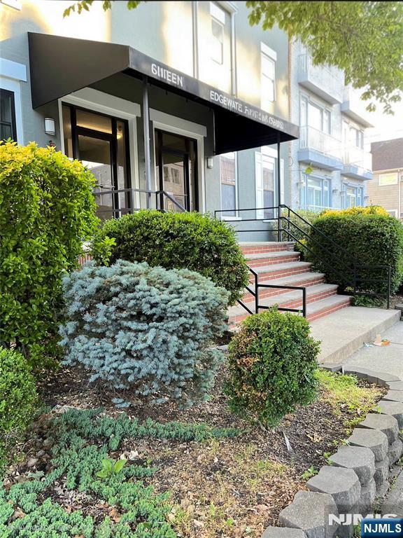 66-68 Edgewater Place A2