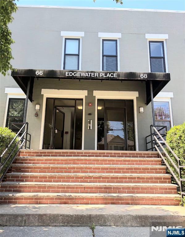 66-68 Edgewater Place A2