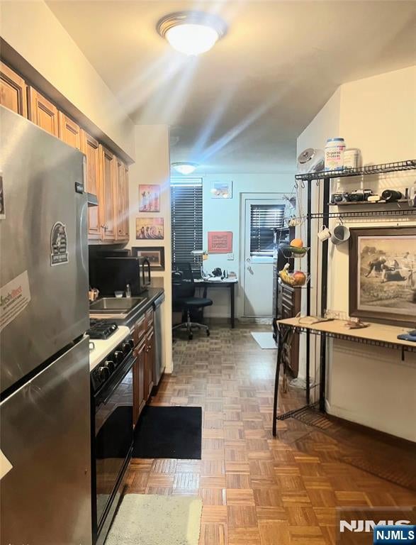 66-68 Edgewater Place A2