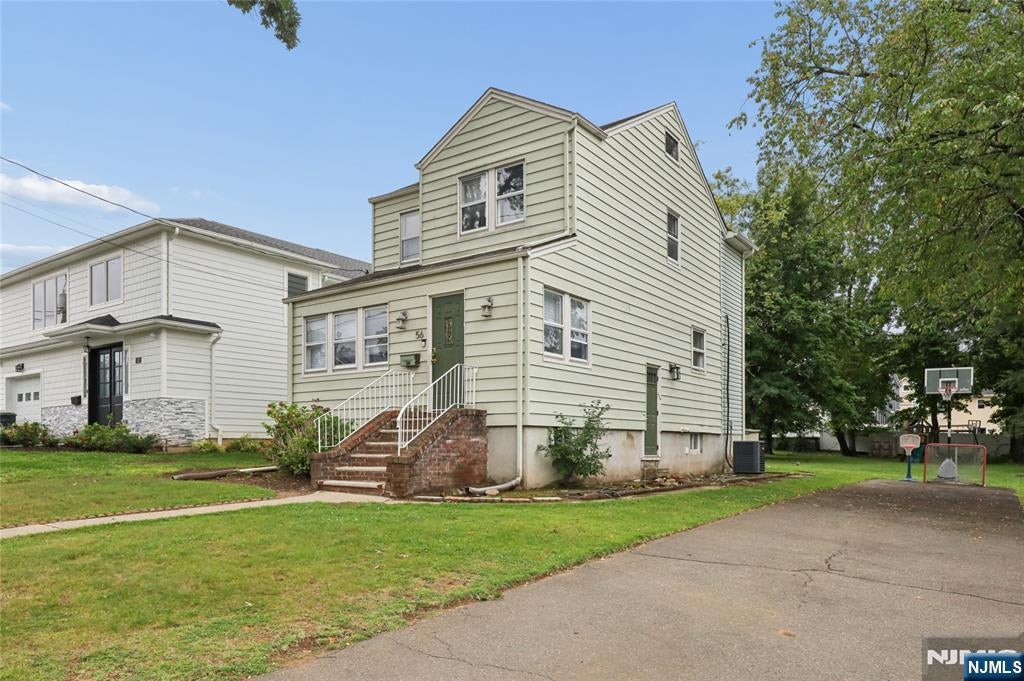 56 Hallberg Avenue