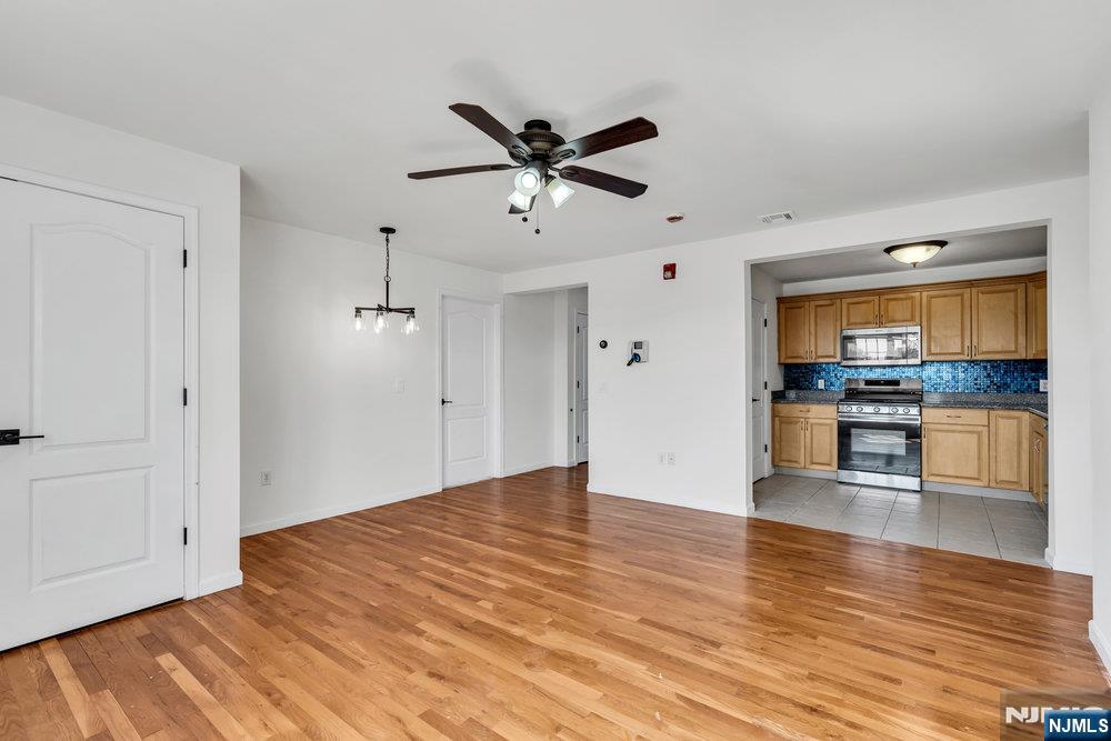 241 Union Street 301