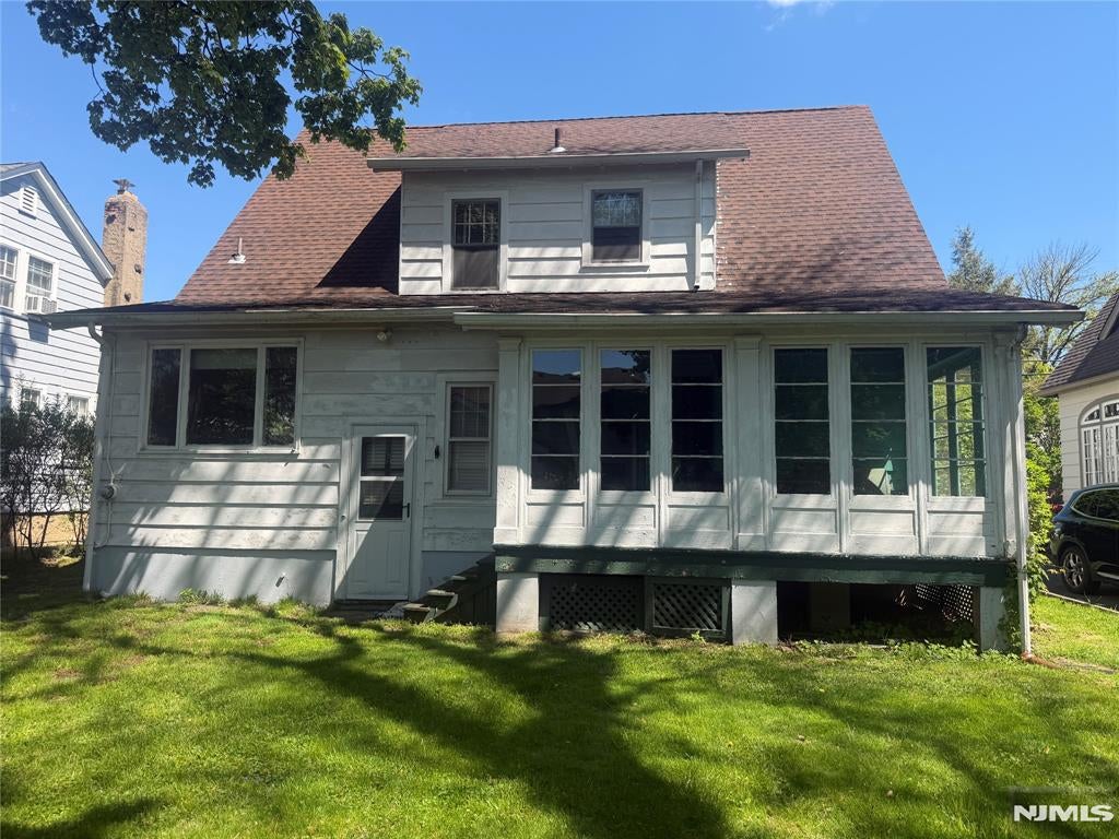 904 Ridgewood