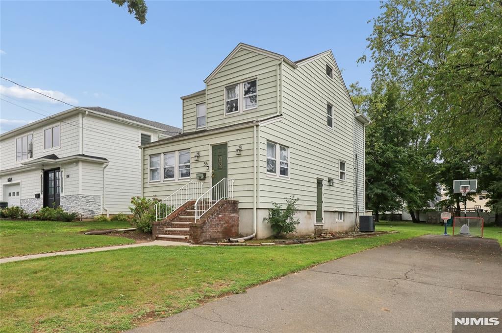 56 Hallberg Avenue