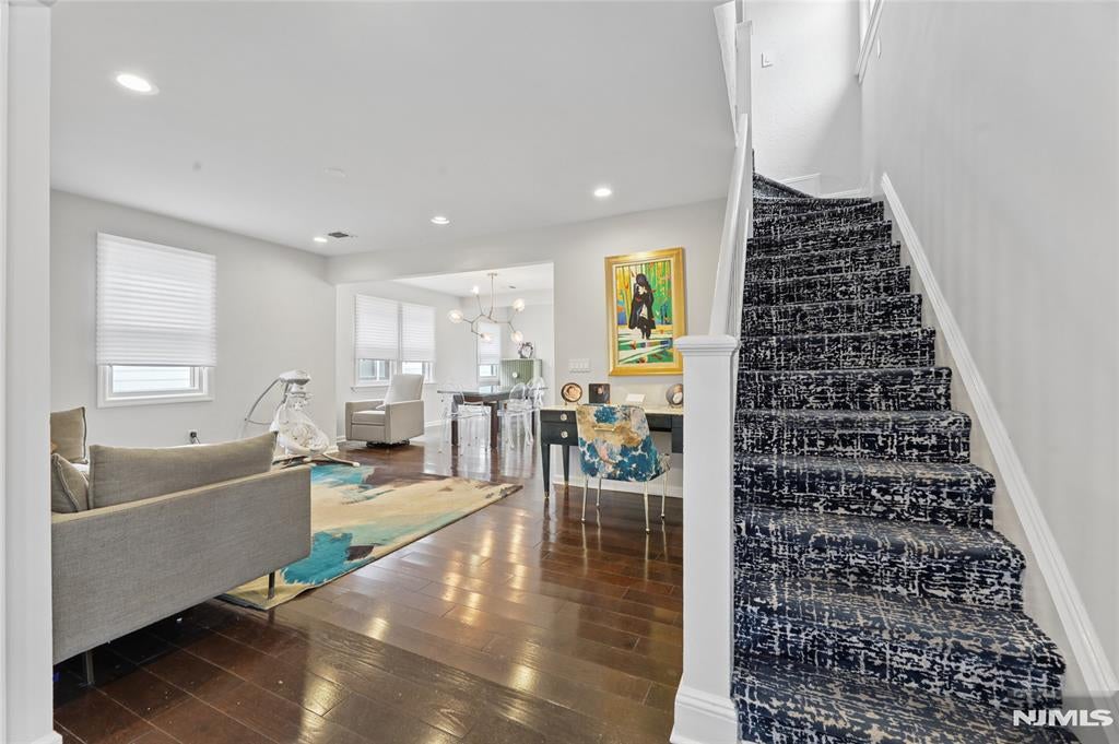 56 Hallberg Avenue