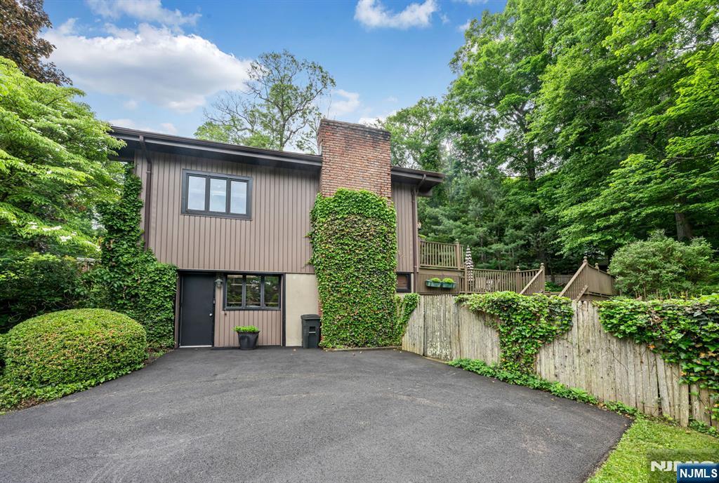 11 Kingsley Road