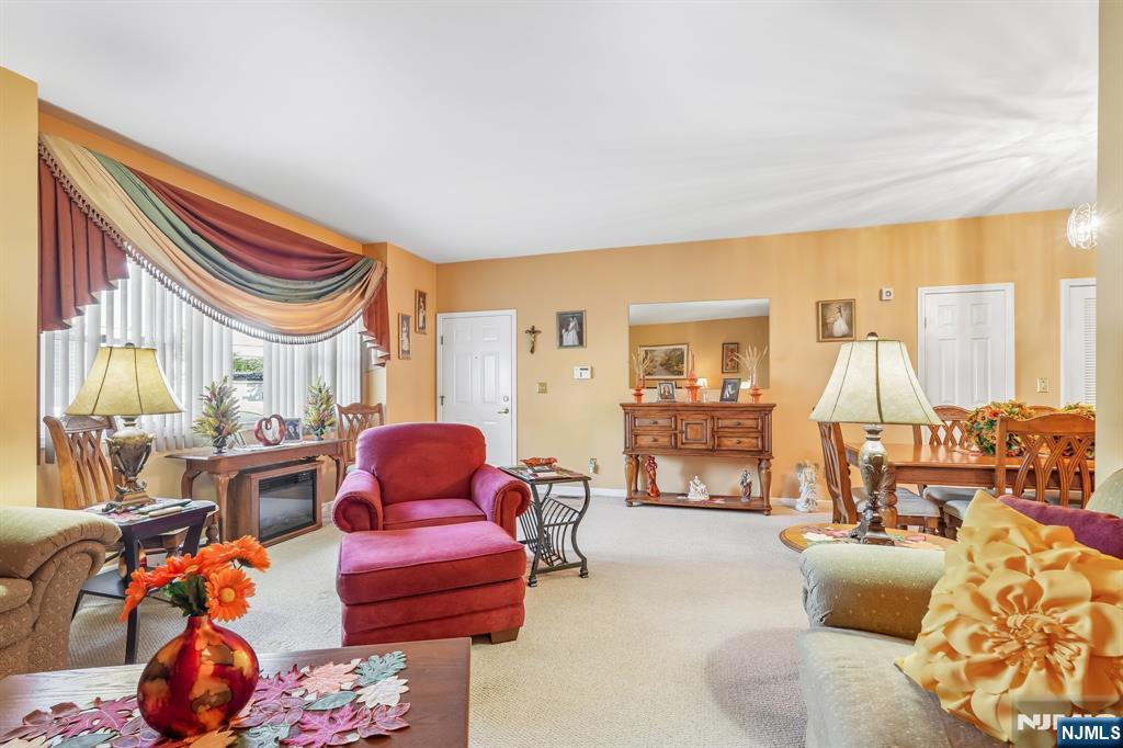 485 Saddle River Road 7