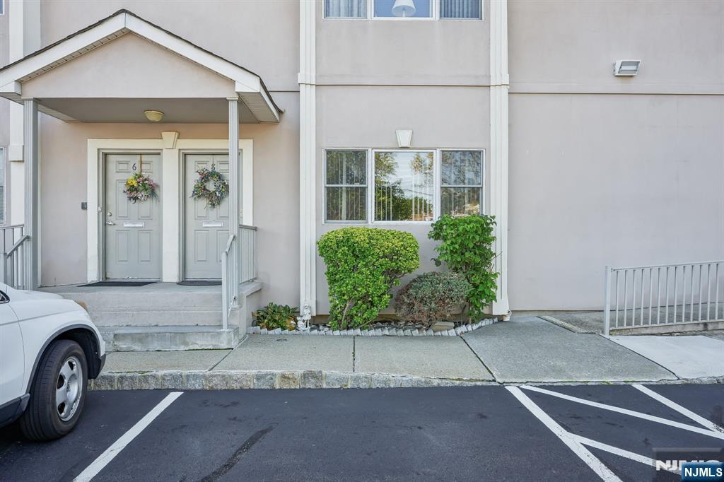 485 Saddle River Road 7
