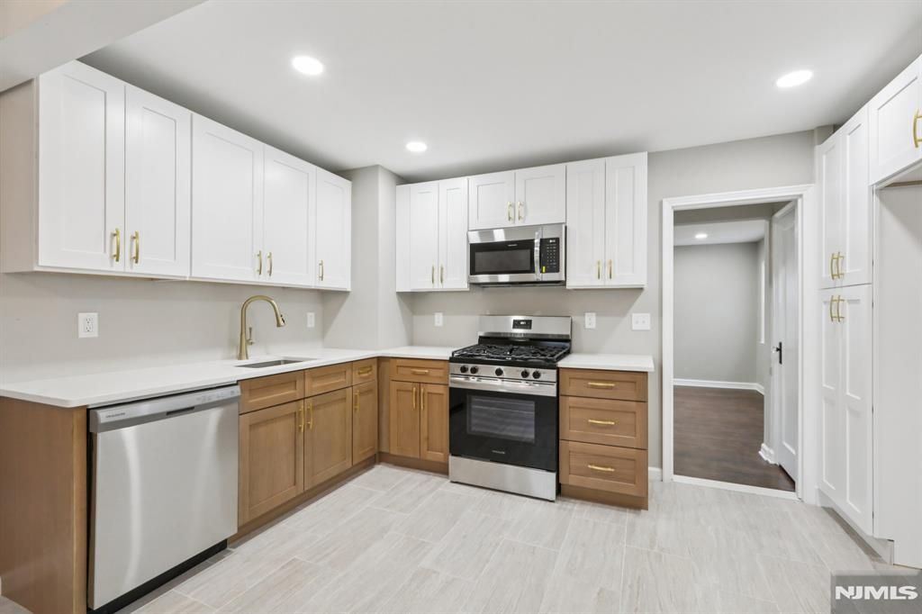 Photo of 64 Surrey Lane, Clifton, NJ 07012 (MLS # 26000403)